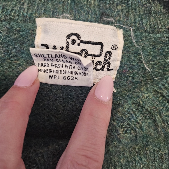 Woolrich Vintage Green Pure Wool Men's Crewneck Sweater Size Medium/Large *Hole - Picture 4 of 9
